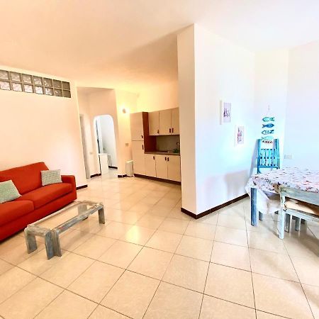 Appartamento Fronte Mare Santa Teresa Gallura Bagian luar foto