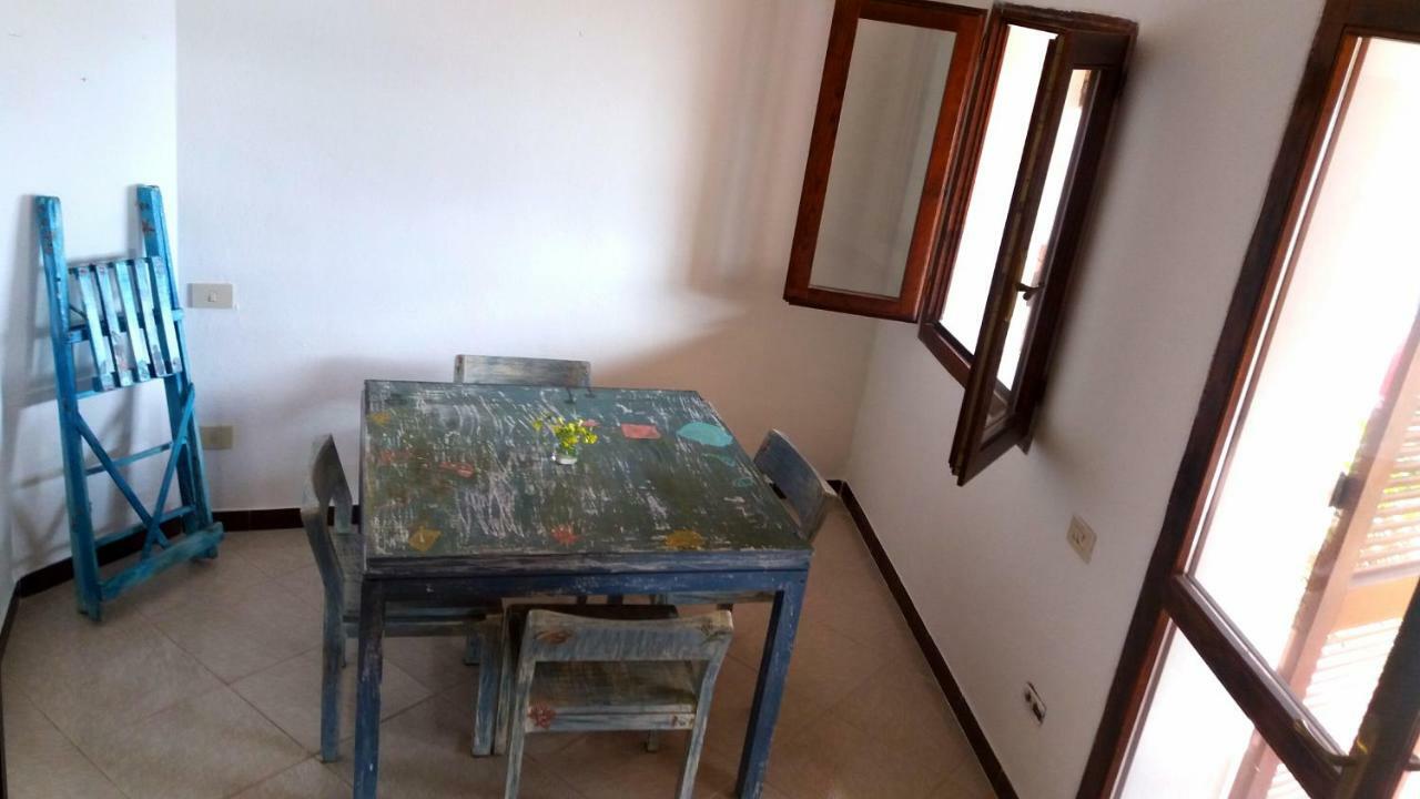 Appartamento Fronte Mare Santa Teresa Gallura Bagian luar foto